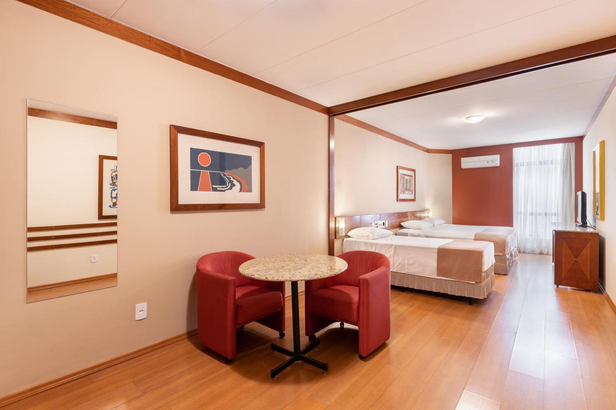 Hotel Crystal Londrina Esterno foto