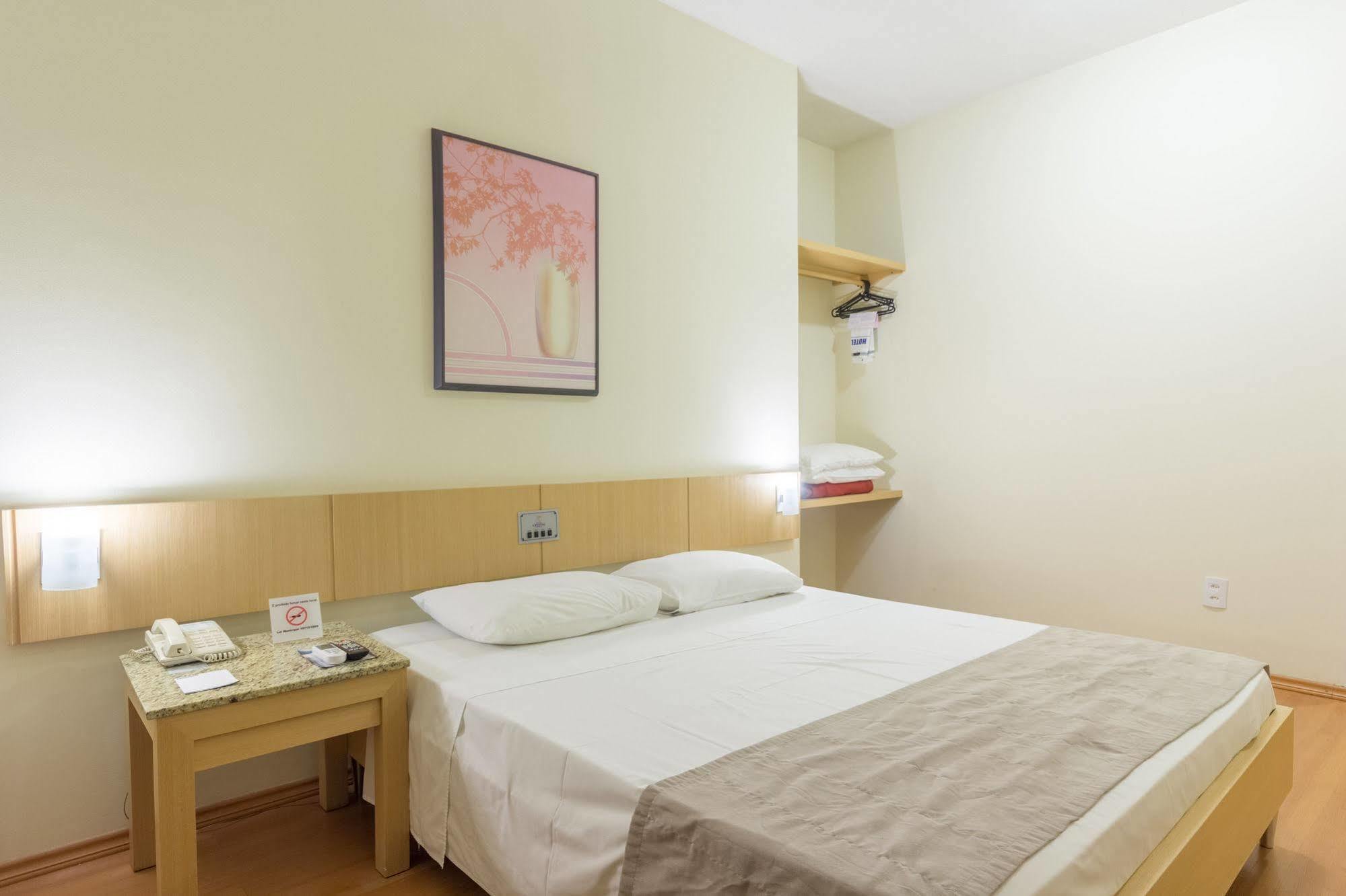Hotel Crystal Londrina Esterno foto